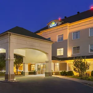 3* Отель Days By Wyndham Airport